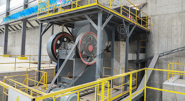 PE250x1000 jaw crusher with 15-50t/h capacity